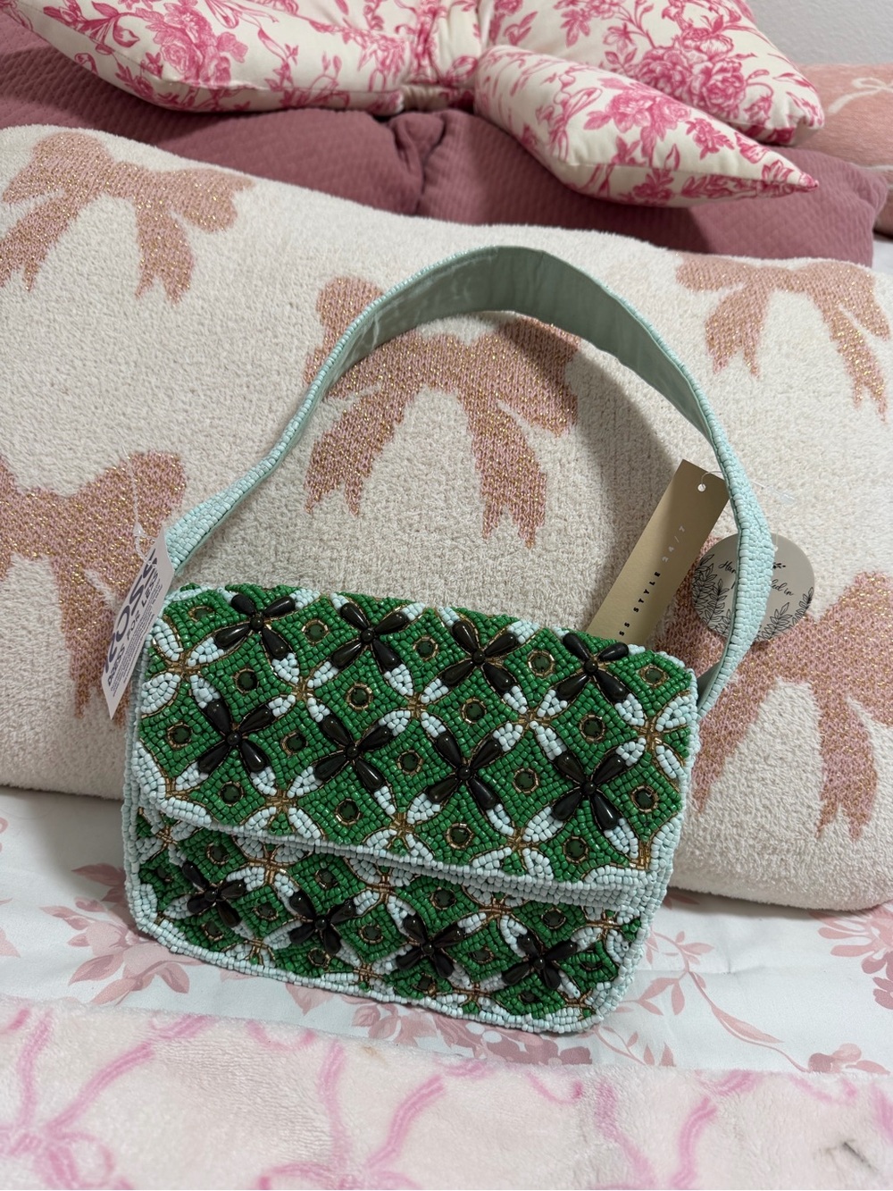 Green Beaded Shoulder Bag - Handcrafted Pattern